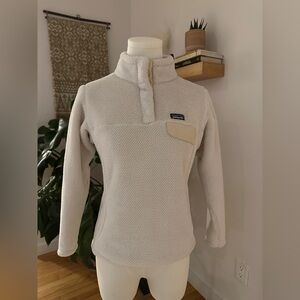 Patagonia Re-Tool Snap-T Fleece Pullover in Raw Linen White Girls Large